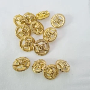 13 Knöpfe goldfarben, 10 x d = 2 cm, 3 x d = 1,8 cm - Kunststoff - Bild 1 von 3