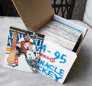 1994-95 PINNACLE - Series 1: Complete set of 270 NHL hockey cards - Picture 1 of 3