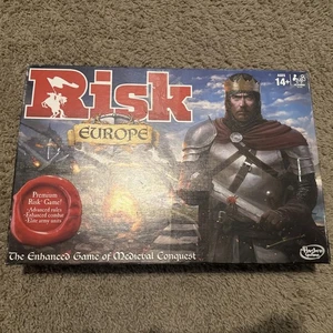 RISK EUROPE Strategy Board Game Medieval Conquest Hasbro - Picture 1 of 4