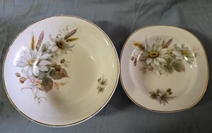 Vintage ALFRED MEAKIN England Glo-White Ironstone Floral Bowl Dish Trinket - Picture 1 of 8