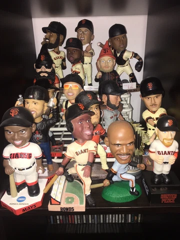 San Francisco Giants Bobblehead collection. Willie Mays, Bonds, Pence, Belt Cover