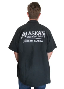 Vtg Alaskan Brewing Co Shirt Mens XL Beer Bar Bowling Camp Button Down Alaska - Picture 1 of 7