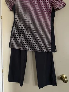 Women’s Scrub Set Small - Picture 1 of 7
