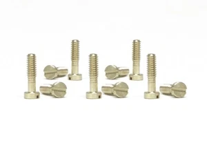 Slot.it SICH53 Viti Pod Motore 2,2x5,3mm Ottone, Ricambi Testa Piccola, 10/pk - Foto 1 di 1