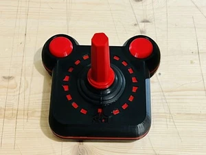 JOYSTICK STAMPA 3D STILE ATARI COMPATIBILE PER COMMODORE C64, AMIGA 500, ATARI - Foto 1 di 6