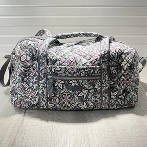 Vera Bradley Bonbon Medallion Duffle Bag EUC Crossbody Strap - Imagen 1 de 10