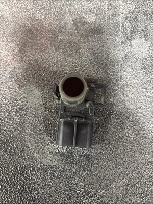 SENSOR ASISTENTE DE ESTACIONAMIENTO IZQUIERDO/DERECHO ORIGINAL LEXUS RX 450H RX350 89341-48010-C0 Foto 1 de 3