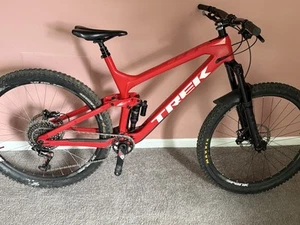 2019 Trek Slash 9.8 Carbon Frame  (XL) - Picture 1 of 9