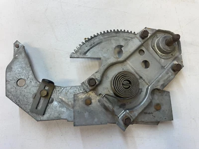 1967 1968 1969 Pontiac Camaro Firebird Left Rear Quarter Glass Window Regulator - Imagem 1 de 4