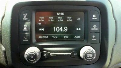 2015-2017 吉普 Renegade 5.0 英寸触摸屏卫星无线电显示接收器 原始设备制造商 — 第 1/4 张图片