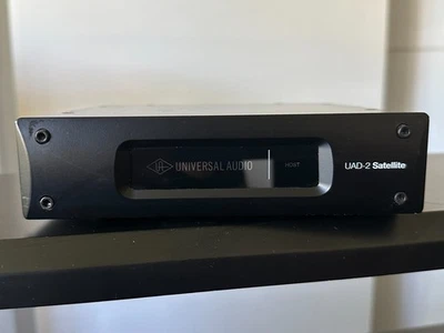 Universal Audio UAD-2 Satellite Quad Thunderbolt 2 Accelerator - Image 1 of 4