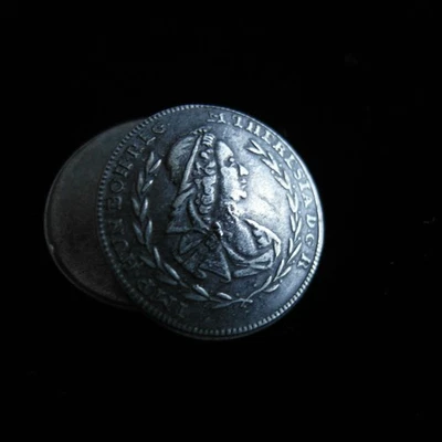 RARE Antique Maria Theresa Thaler 1780 Profile Cufflink Converted from Button - Immagine 1 di 3