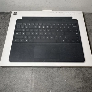 Microsoft - Surface Pro Keyboard for Pro 13" (11th Edition), Pro 9, and Pro 8... - Afbeelding 1 van 3