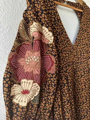 Maxi Vestido Para Mujer Farm Rio Anthropologie Grande Guepardo Con Bordado Floral Foto 1 de 4