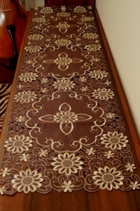 Elegante Bordado Mesa Corredor para Dinero Deco Muebles Piano CHOCOLATE DORADO - Imagen 1 de 8