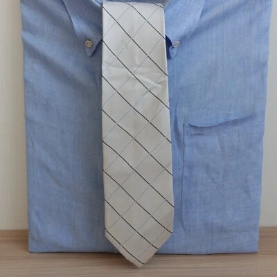 Corbata tejida a cuadros blanca para hombre traje formal limpio vestido ropa de carrera Foto 1 de 4