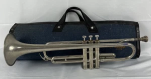Yamaha YTR-135 Trompete silber mit Koffer 106822 - Bild 1 von 10