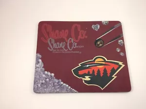 Tappetino mouse MINNESOTA WILD NHL Hockey Stadium omaggio (2-11-2001) NUOVO - Foto 1 di 2