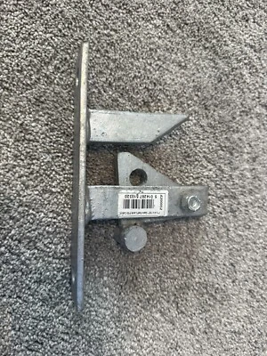 Eliza Tinsley Field Gate Catch Self Locking 7" X 4 1/2" Galvanised