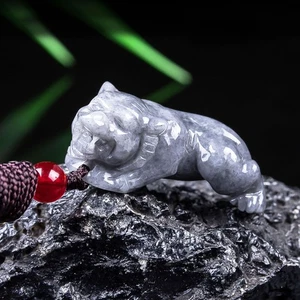 Colgante Pixiu de dibujos animados de pollo negro jade grado A natural certificado - Imagen 1 de 9