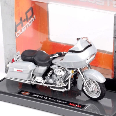 Maisto 1/18 Scale Harley FLTR Road Glide 2002 Touring Motorcycle Toy Bike Model - Image 1 of 4