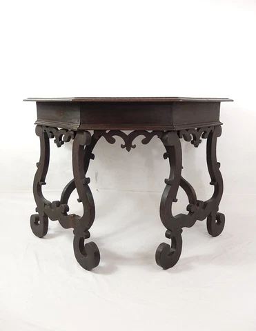 Wonderful Antique Italian Walnut Console Table. Needs Restoration Cover