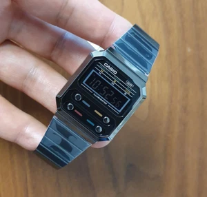Orologio Digitale Vintage Casio A-100WEGG-1A | Cinturino Resina Stile Retrò Acciaio Inox Stee - Foto 1 di 3