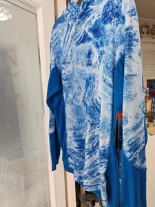 Men's Hoodie W/ Ocean Design Habit By Real tree Licensed XL Blue - Picture 1 of 12