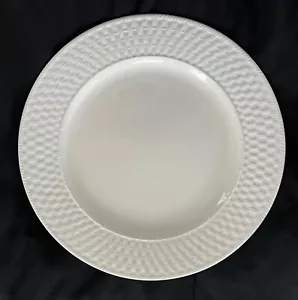 ONEIDA Wicker Dinner Plates – Perfect Replacement Vintage Stoneware Dishware - Picture 1 of 10