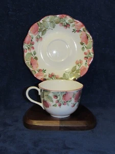 Nikko Tasse & Untertasse edles Muster Floral Japan TOP+ - Bild 1 von 4