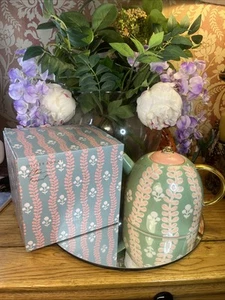 Oliver Bonas Etie Teapot Mint Green & Pink Vine Pattern Gold Detail Bnib - Picture 1 of 9