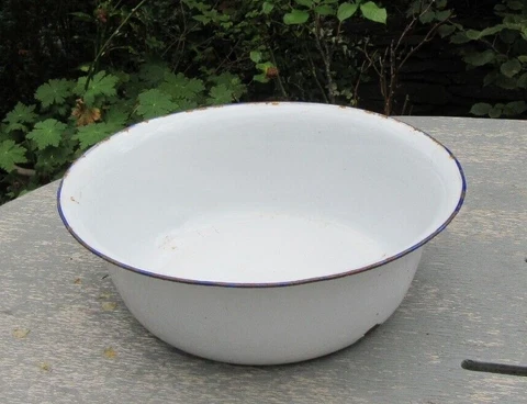 Enamel Vintage Large Round Bowl 39cm across Cover