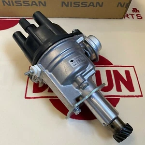 DATSUN Genuine Point Distributor Mitsubishi(For NISSAN C22 VANETTE A15 T4T00571) - Picture 1 of 12