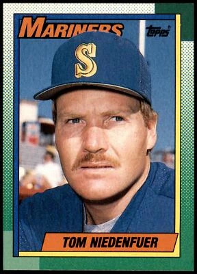 Tom Niedenfuer #306 1990 Topps - Image 1 of 2