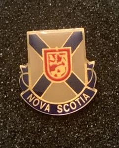 Nova Scotia Canada Coat Of Arms Crest Flag Gold Tone Souvenir Lapel Pin - SP4 - Picture 1 of 3