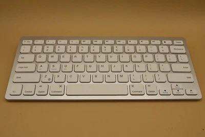 Anker A7726 White Ultra Slim Wireless Bluetooth Keyboard Apple Android PC Used - Image 1 of 4