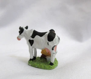 Statuina mucca mungitrice donna metallo piombo dipinto 99'IRS 1,25" x 1" ottime condizioni - Foto 1 di 6