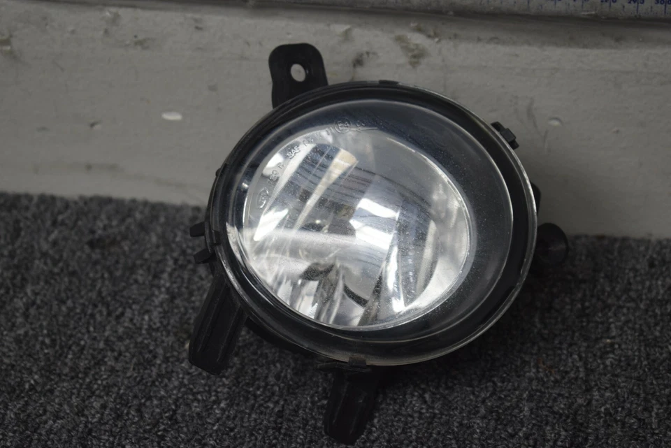 Farol de neblina BMW M4 2015-2017 fabricante de equipamento original - Imagem 1 de 4