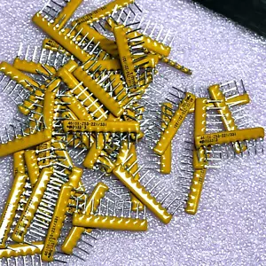 42 PCS Bourns 220/330 OHMS 2% Dual Terminator Resistor Networks 10 pins 10-SIP - Picture 1 of 2