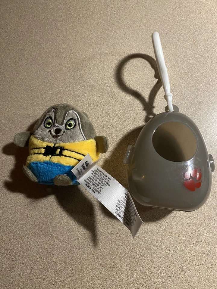 Fiesta Cutie Beans Great Wolf Lodge Wiley Wolf Swimming Outfit 3 Inch Gray Clip - Image 1 of 1