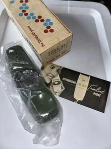 Vintage Western Electric Bell System 220A-51 Green Hand Telephone Rare - Picture 1 of 5