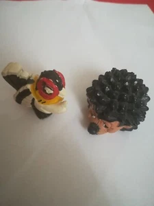 2  ALTE WERBE FIGUEREN -  HAKA SPATZEN / ALBINGA VERSICHERUNG - Picture 1 of 4