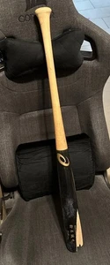 Chicago Cubs SEIYA SUZUKI Game Used Cracked 2023 Bat Japanese Name Rare - Picture 1 of 12