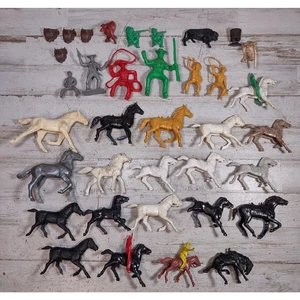 Lot of Vintage Western Figures Marx Lido Fort Apache Cowboys Indians Horses - Picture 1 of 11
