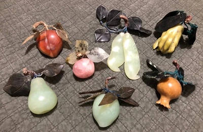Lote De 7 Frutas Piedra Tallada A Mano Cuarzo Rosa Jade MCM De Colección Foto 1 de 4