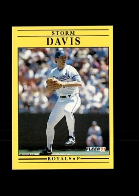 1991 Fleer - #556 Storm Davis - Image 1 of 2