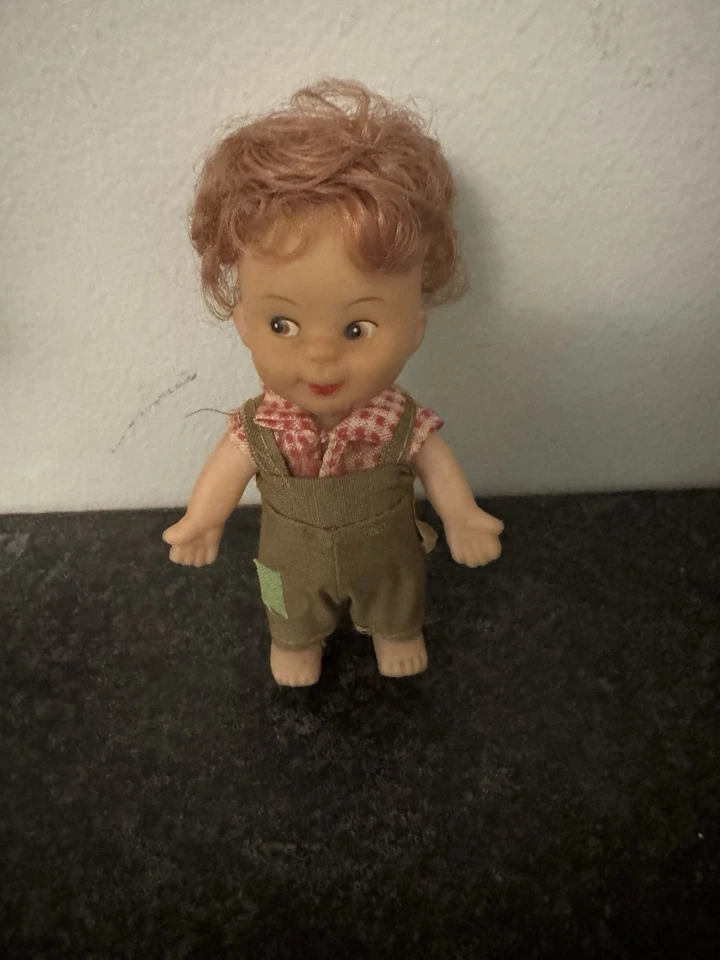 Muñeca Uneeda Pee Wee de colección hecha en Hong Kong Foto 1 de 1