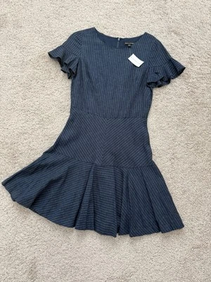 Nuevo con etiquetas Vestido Midi Banana Republic Denim Rayas Calce y Acampanado Lino Cambray Talla 2 Foto 1 de 4