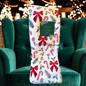 Evergreen Grove Red Bow Tree Candy Cane Peppermint Christmas Throw Decke 50x70 - Bild 1 von 4