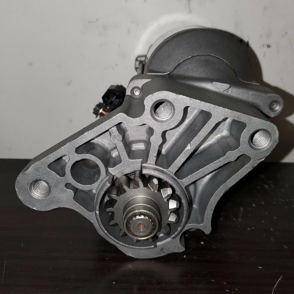 Motor de arranque Chrysler 300 tracción trasera V8 5,7 litros 2005 a 2014 OEM/Reman por RR_Starters Foto 1 de 4